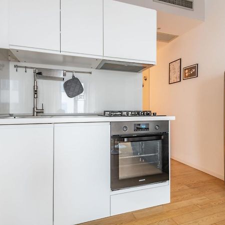 Easylife - Sofisticato Monolocale Con Terrazzino Nel Cuore Di Porta Venezia Milánó Kültér fotó