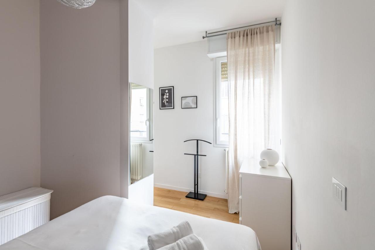 Easylife - Sofisticato Monolocale Con Terrazzino Nel Cuore Di Porta Venezia Milánó Kültér fotó